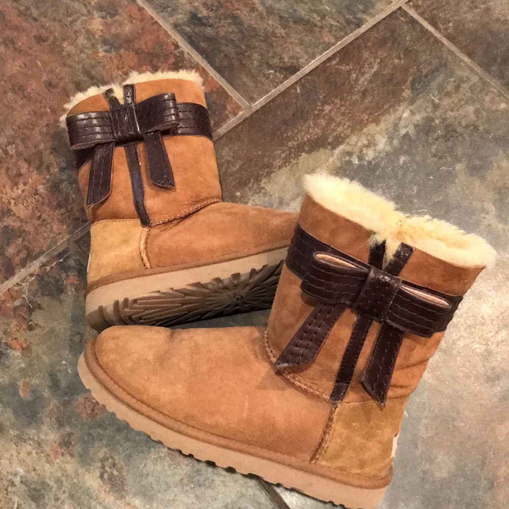 Ugg Australia-Josette Bow suede boots